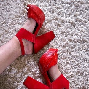 Retro Heel Red Orange Suede Platform Wedge Sandal Snake 8.5 1940s 1970s